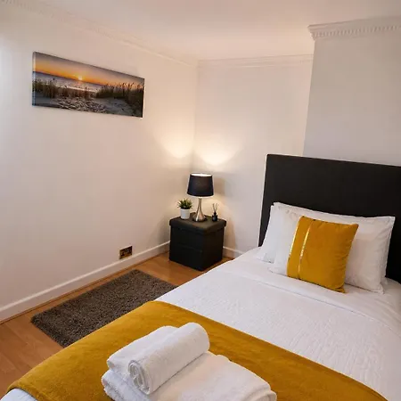 Homely Eastville *
